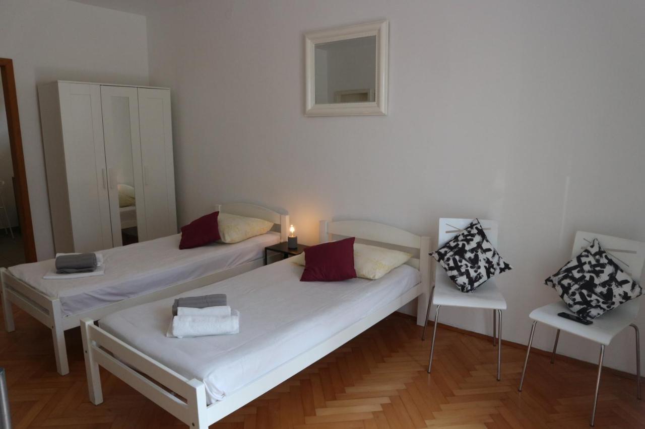 Apartments Joko Omiš Buitenkant foto