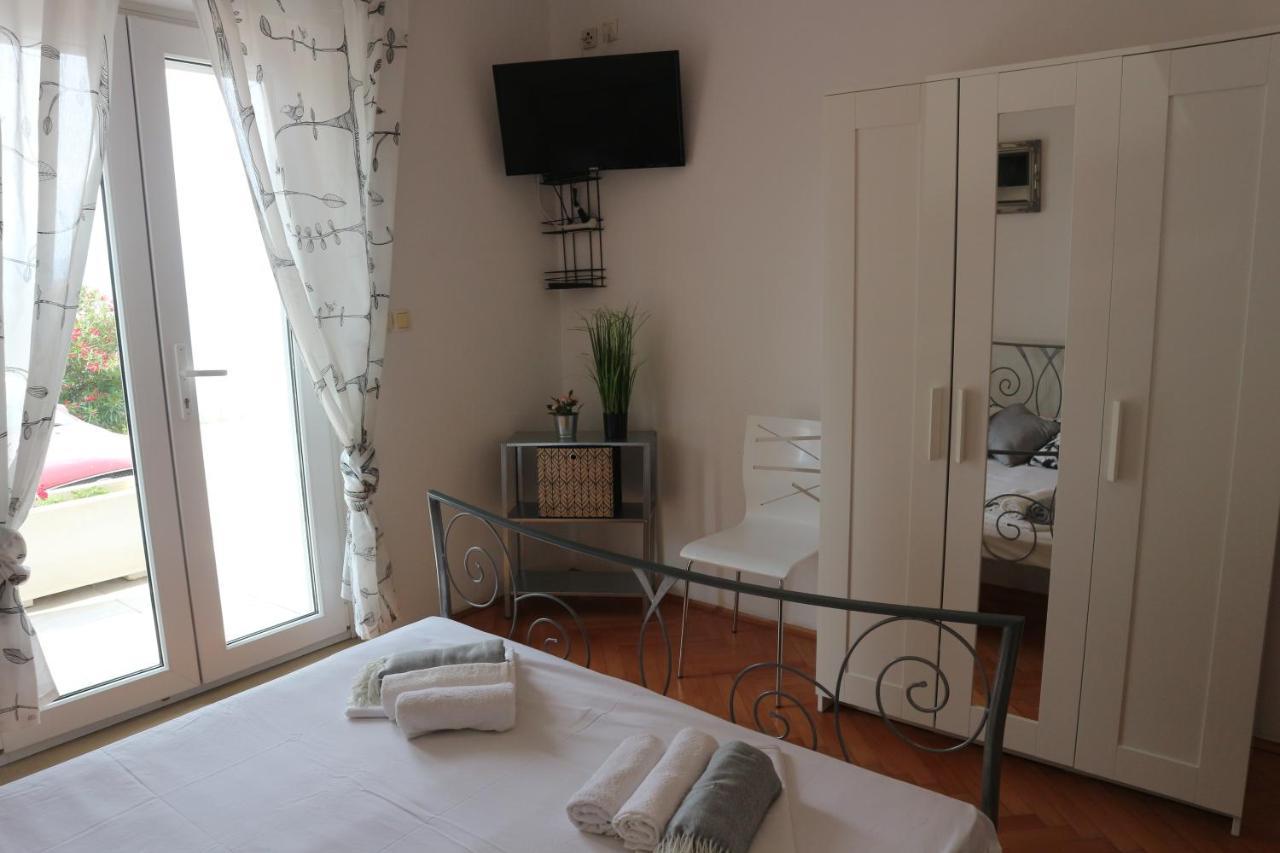 Apartments Joko Omiš Buitenkant foto