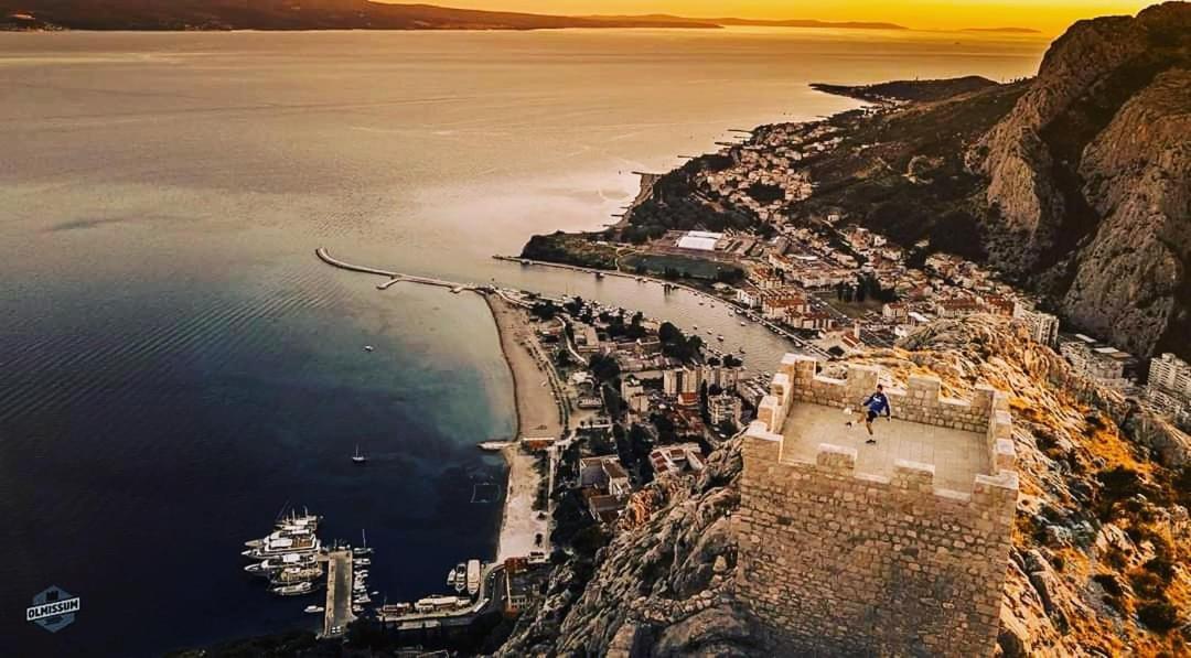 Apartments Joko Omiš Buitenkant foto